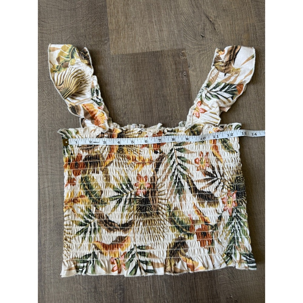 Billabong Cream Tropical Floral Smocked Crop Top Women M Ruffle Strap Boho Beach - Picture 2 of 8